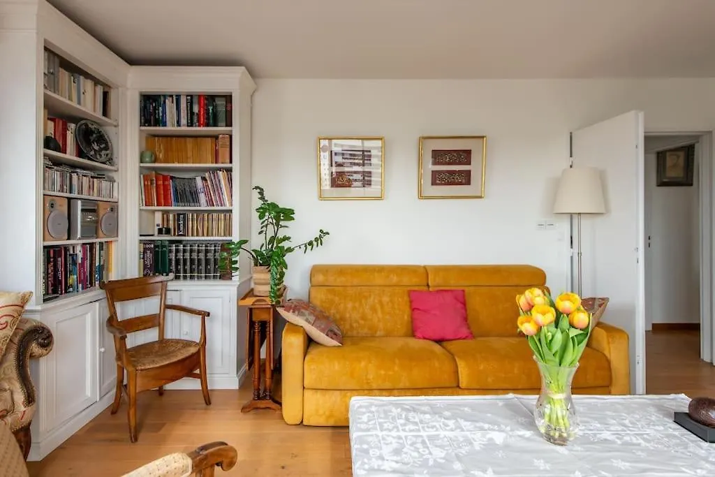 Diderot - Bel Appartement Avec Vue Panoramique Sur 파리 아파트