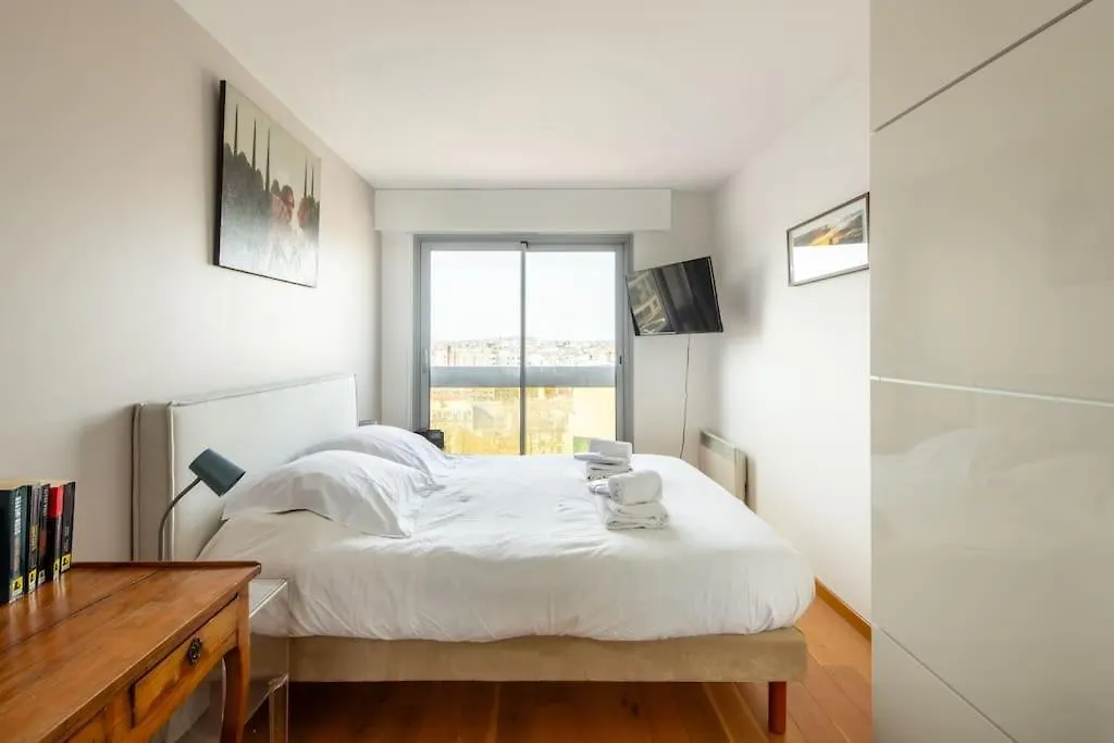 Diderot - Bel Appartement Avec Vue Panoramique Sur باريس 0*,  فرنسا