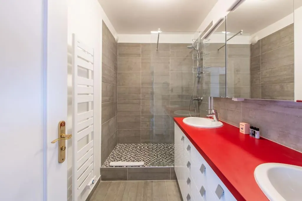 Diderot - Bel Appartement Avec Vue Panoramique Sur باريس 0*,